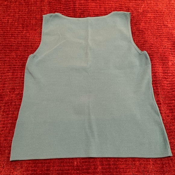 Turquoise Sleeveless Top - Picture 9 of 14
